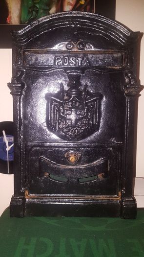Italian Cast iron post box