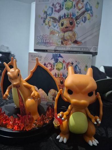 Pokemon Charizard Figures