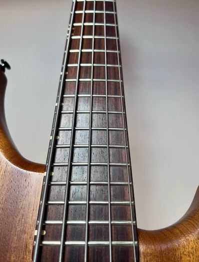 Status 5 String Bass