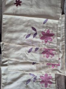 4 cushions