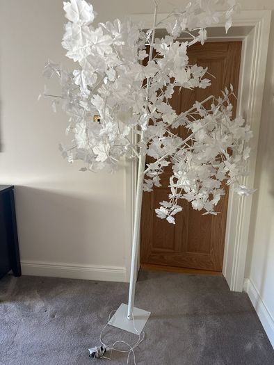 Light up tree