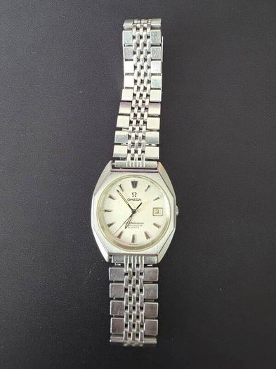 OMEGA constellation 1970s classic design