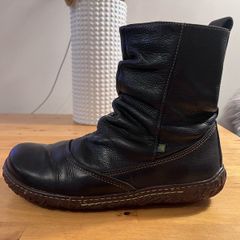 EI Naturalista Nido, leather boots UK 7, EU 41