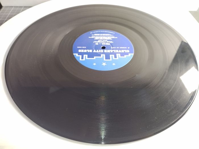 Isha-D - Stay (Tonight) - Cleveland City Blues - ORIGINAL '96 Pressing! QUALITY 90s Oldschool HOUSE!