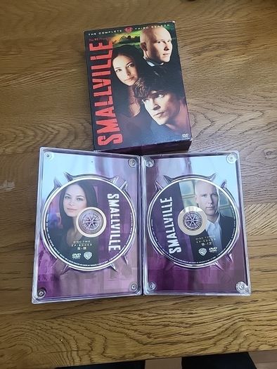 Smallville complete 3rd Season