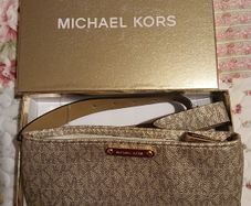Michael Kors Bum Bag new in box Gold