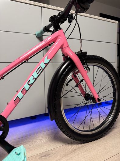 TREK Wahoo Path Kids Bike 20 inch (Like NEW)