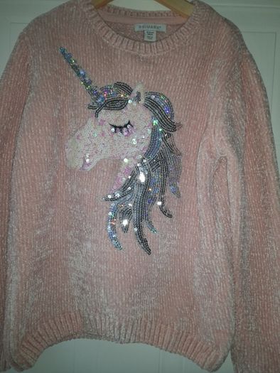 3 girls jumpers