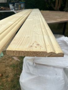 2 lengths of skirting