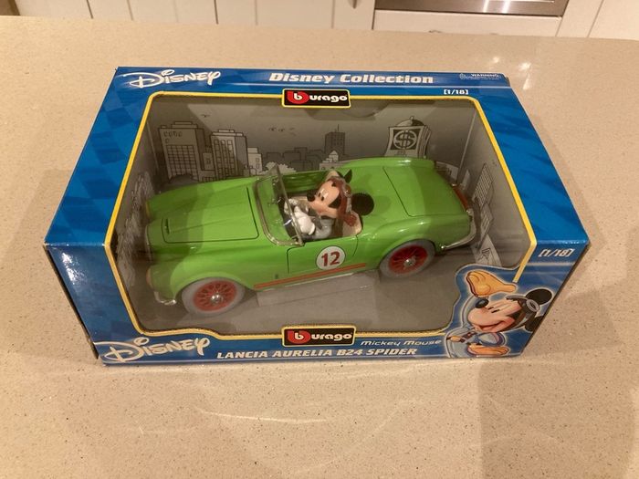 Lancia Aurelia Disney Mickey Mouse 1/18 Burago Rare
