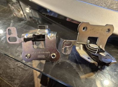 Mercedes Back Seat Lock Latch x 2