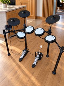 Electronic Drum Kit + Drum Sticks