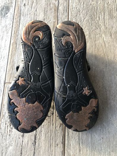 Clarks Back to School Shoes size UK 1.5F EU 33.5