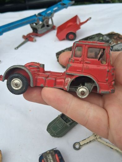 Vintage Diecast Toy Collection (Dinky,Lesney,Mecanno,Corgi) 22 Pieces