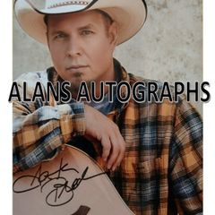 Garth Brooks Autograph