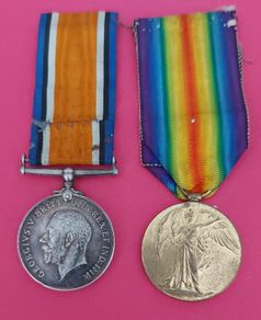 First World War Pair to Machine Gun Core Victory and War Medals