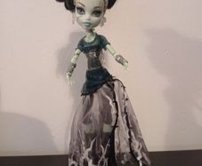 2008 G1 Frankie stein ghouls rule doll.