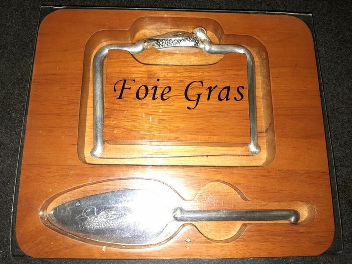 Elegant SILEA Fois Gras set new in box