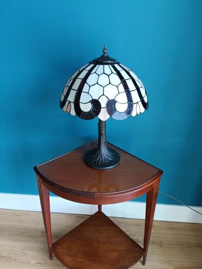 Tiffany Style Lamp