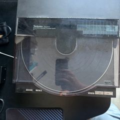 Technics SL-7 full automatic, direct drive, linear tracking turntable