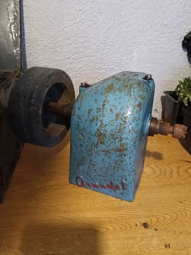 Arundel J4 Professional Lathe