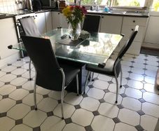 Glass table and 6 chairs
