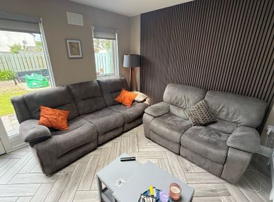 3 + 2 Recliner Sofa set