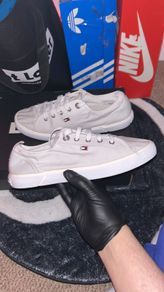 Tommy Hilfiger Vulc Canvas Sneaker EU 40 White Design