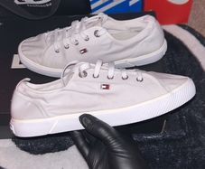 Tommy Hilfiger Vulc Canvas Sneaker EU 40 White Design