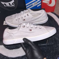 Tommy Hilfiger Vulc Canvas Sneaker EU 40 White Design