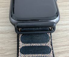 Apple Watch Series 4 - 44mm + Charger + Screen Protector