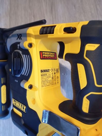 DeWalt dch273 SDS Masonry Drill (New)