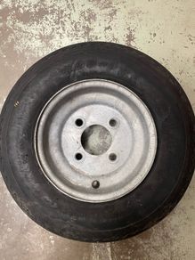 Trailer wheel