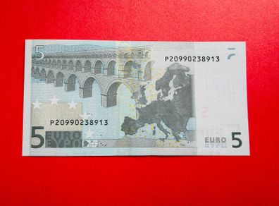 European Union   Netherlands  ( P ) 5 Euro. 2002. ( Jct )plate Code  Eoo7  Scarce ( Uncirculated )