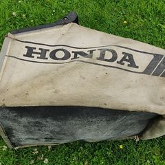 Honda lawnmower collection box