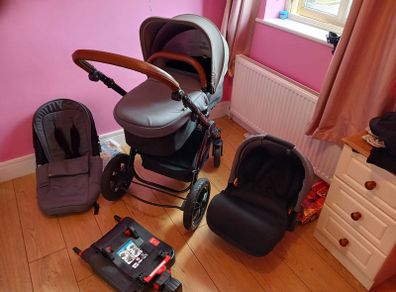 Ickle bubba travel system