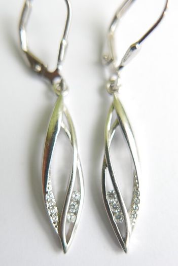 Vintage Sterling Silver 925 Earrings Hanging Drop Genuine Zirconia 2,5g