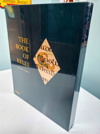 The Book of Kells - hardback - Bernard Meehan