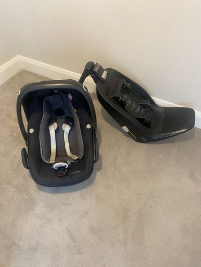 Maxi cosi seat and isofix