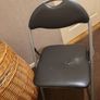 folding chair Image 3