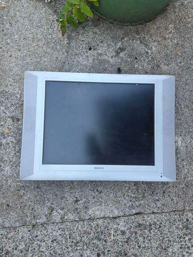 Giving away TV all working