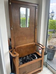 Coat stand