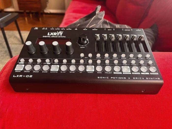 Erica Synth LXR-02