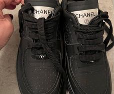 Chanel runners