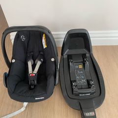 Maxi Cosi Pebble Pro Car seat and ISO Fix base