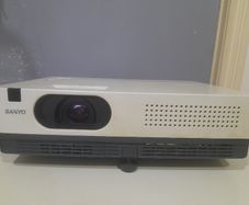 Proyector Sanyo