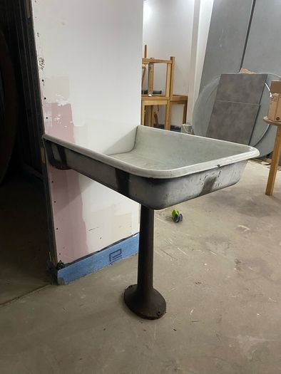 french enamel communal sink for bar/restaurant/
