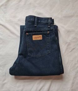 Wrangler wide league cowboy jeans Size 30/32 zip fly bnwt