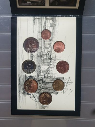 2004 Ireland Official Annual Euro Set 'Reginald's Tower Waterford' with UNC 8 Euro Coins from Central Bank of Ireland.