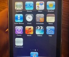 Apple iPod Touch 2nd Generation 8GB